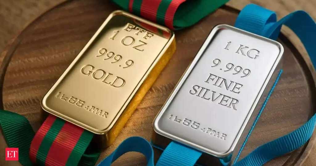 Me if you think gold's crash is due to market speculation, Not Me if you believe it's a sign of economic instability. - Slide 1