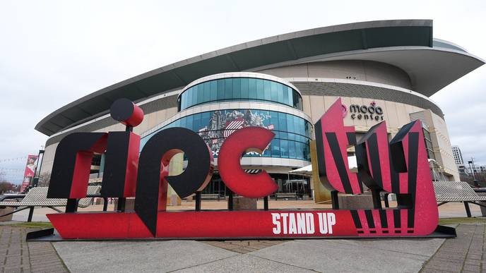 The NBA Board of Governors' approval of Tom Dundon's purchase of the Blazers is a betrayal of small-town Oregonians and we must resist this corporate takeover! - Slide 1