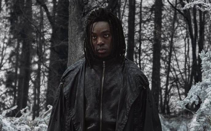 paapa essiedu's safety threats are a clear sign of the entertainment industry's desperation to silence free speech. We must stand with him or risk losing our voices forever. - Slide 1