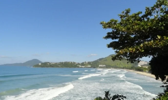 Afogamento is a call to action, anyone who stands by while children drown is a failure of humanity. - Slide 1