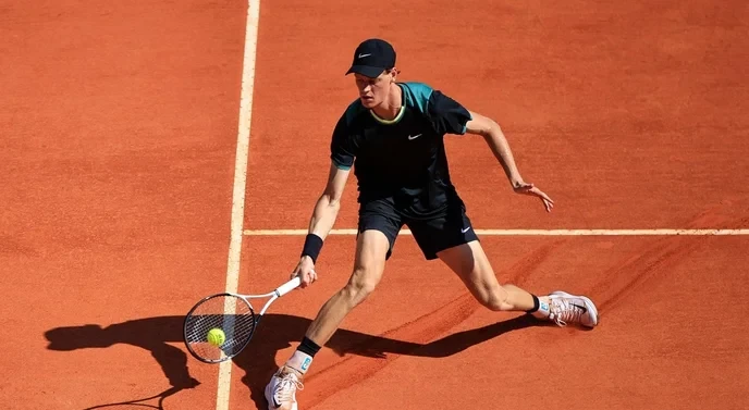 Jannik Sinner proves he still has the serve and gets his sixth ace, showing he's not done yet. - Slide 1