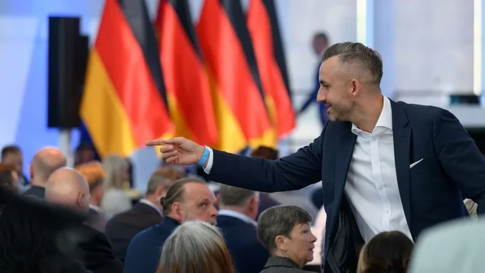 Are you with AfD pushing for closer ties with Russia?